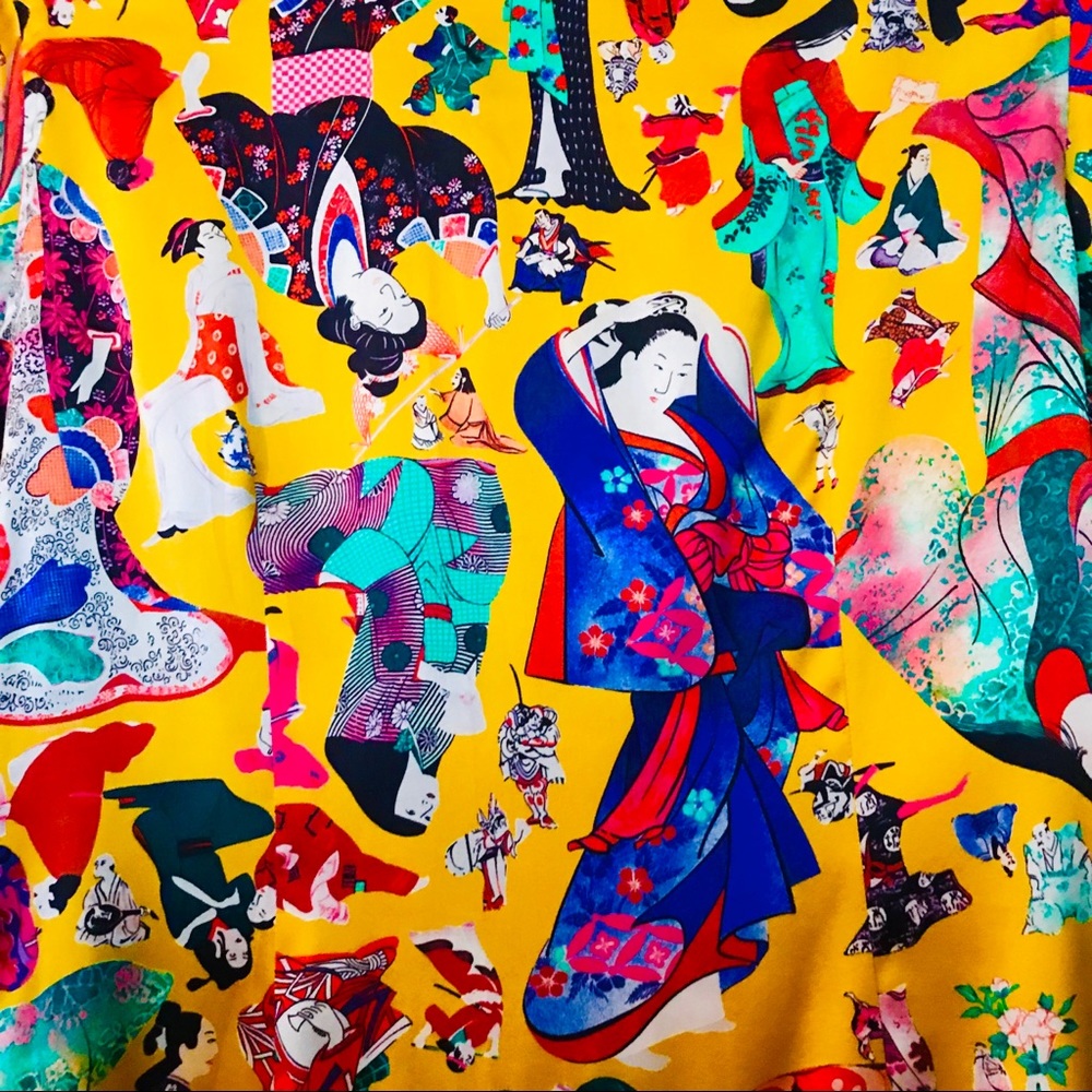 ETRO NEW W TAGS STUNNING COLORS & PRINT SILK TOP